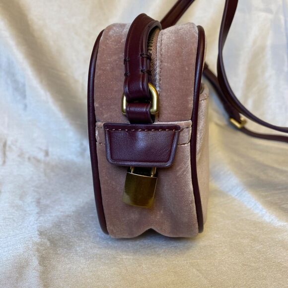 NEW w Tags J Crew Pink Velvet Crossbody Bag Signet Camera Small Crossbody Purse - Picture 5 of 10